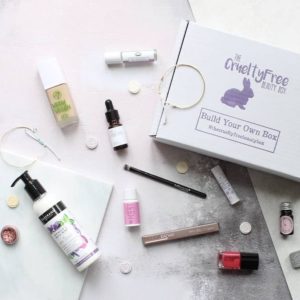 The Cruelty Free Beauty subscription box | Cruelty free and vegan bath, body, makeup, skincare, haircare and beauty guide by ethical bunny. Featuring non-toxic, organic, eco-friendly, natural, clean and green options.