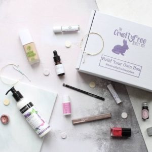 The Cruelty Free Beauty subscription box | Cruelty free and vegan bath, body, makeup, skincare, haircare and beauty guide by ethical bunny. Featuring non-toxic, organic, eco-friendly, natural, clean and green options.