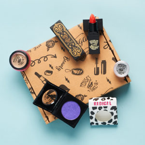 Medusa's Beauty subscription box | Cruelty free and vegan bath, body, makeup, skincare, haircare and beauty guide by ethical bunny. Featuring non-toxic, organic, eco-friendly, natural, clean and green options.