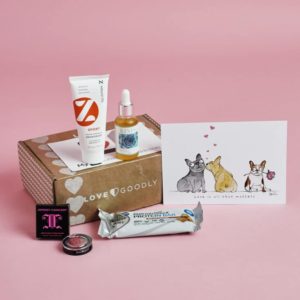 Love Goodly beauty subscription box | Cruelty free and vegan bath, body, makeup, skincare, haircare and beauty guide by ethical bunny. Featuring non-toxic, organic, eco-friendly, natural, clean and green options.