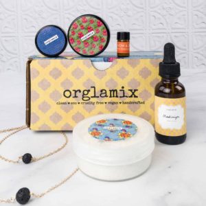 Orglamix subscription box | Cruelty free and vegan bath, body, makeup, skincare, haircare and beauty guide by ethical bunny. Featuring non-toxic, organic, eco-friendly, natural, clean and green options.