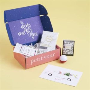 Petit Vour beauty subscription box | Cruelty free and vegan bath, body, makeup, skincare, haircare and beauty guide by ethical bunny. Featuring non-toxic, organic, eco-friendly, natural, clean and green options.
