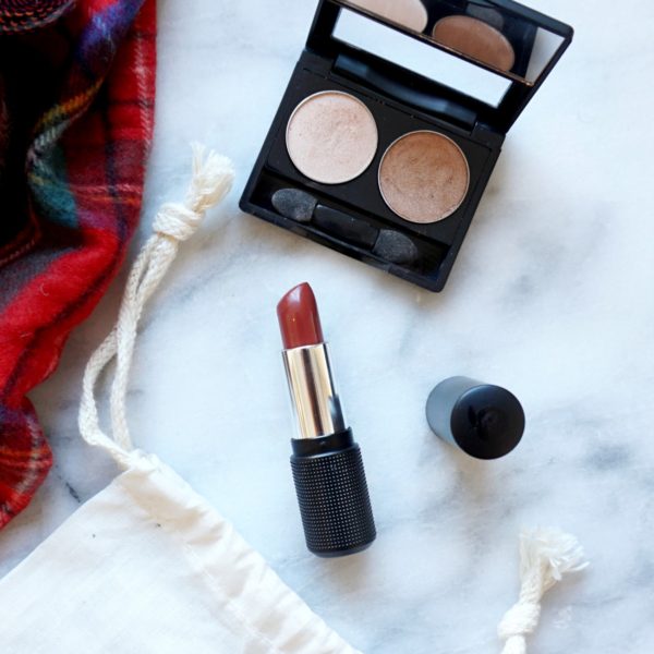Red Apple Lipstick is vegan, gluten free and paraben free. Ethical Bunny's cruelty free beauty brand list. A complete database of vegan and cruelty free makeup, skincare, haircare, fragrance and personal care products.
