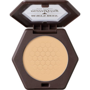 Burts Bees mattifying powder. | Ethical Bunny's guide to cruelty free and vegan skincare, makeup, haircare, bodycare, personal care, fragrance and other beauty. Complete database list of natural, clean, green, non-toxic, organic options. Drugstore, luxury, high end, indie.