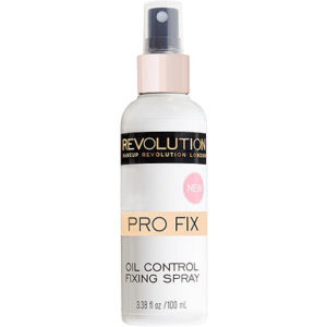 Makeup Revolution Pro Fix Oil Control setting spray demo and review. | Ethical Bunny's guide to cruelty free and vegan skincare, makeup, haircare, bodycare, personal care, fragrance, beauty and household. Ulta & Sephora ultimate shopping guide, best of beauty award winners, sales and discounts.